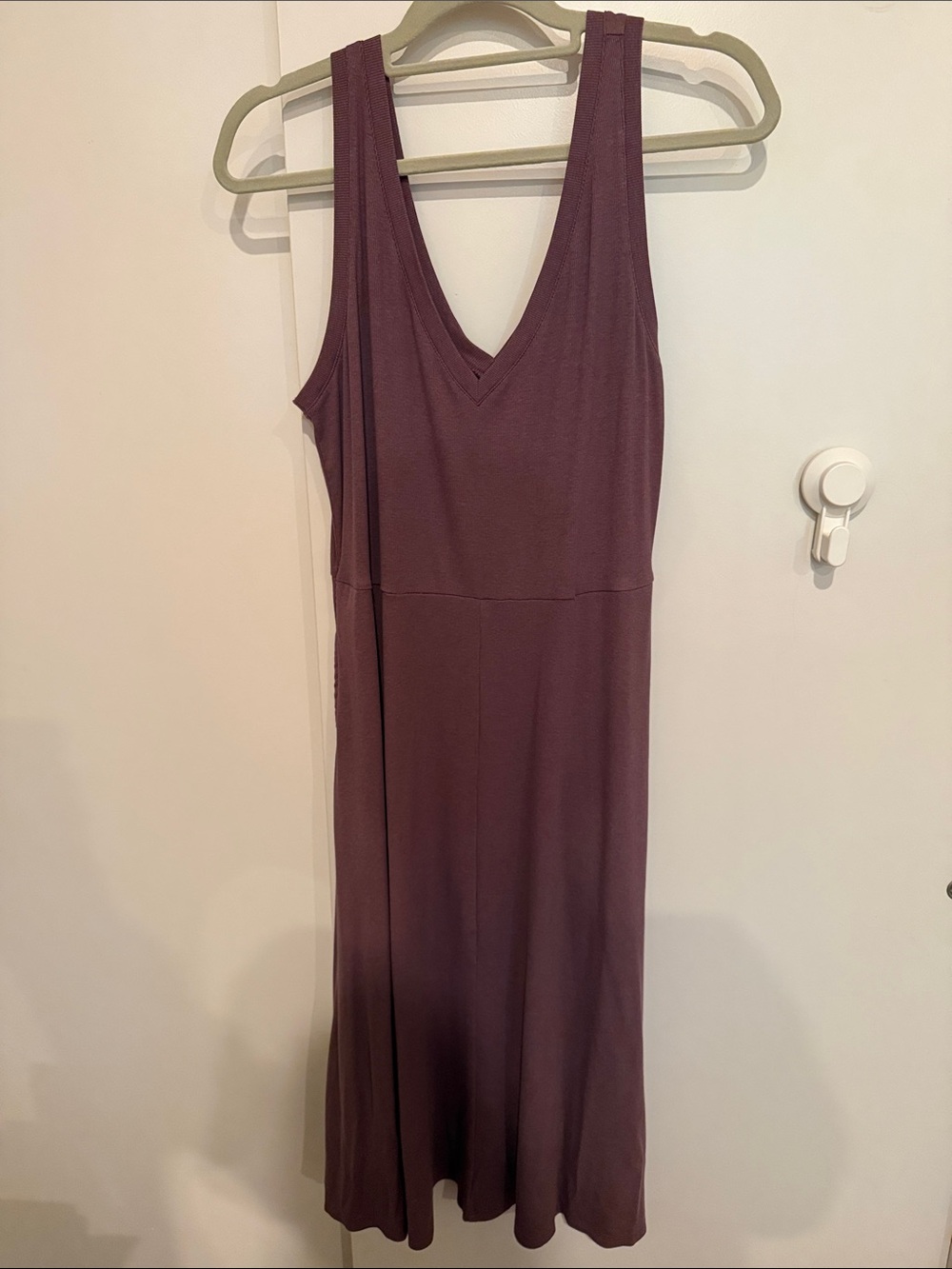 a new day Sleeveless V-Neck Midi Dress in Deep Plum